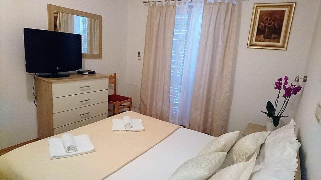 Apartment Vanja Tučepi Екстериор снимка